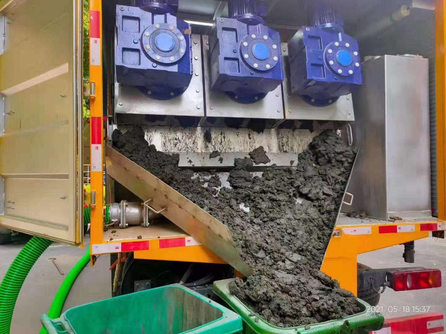 曲松化粪池清掏城市维护站-泥浆净化干湿分离处理